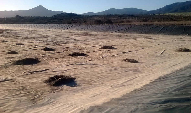 Impermeabilizacion del Embalse Santa Julieta